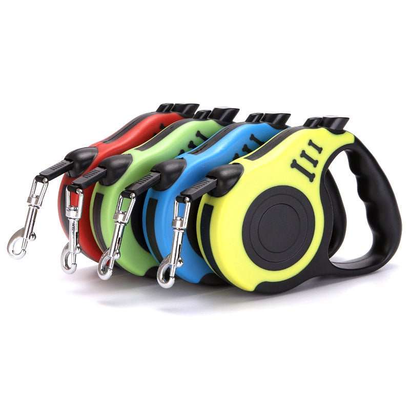 Retractable dog leash with one-hand brake, available in multiple colors and two length options for dogs up to 15kg