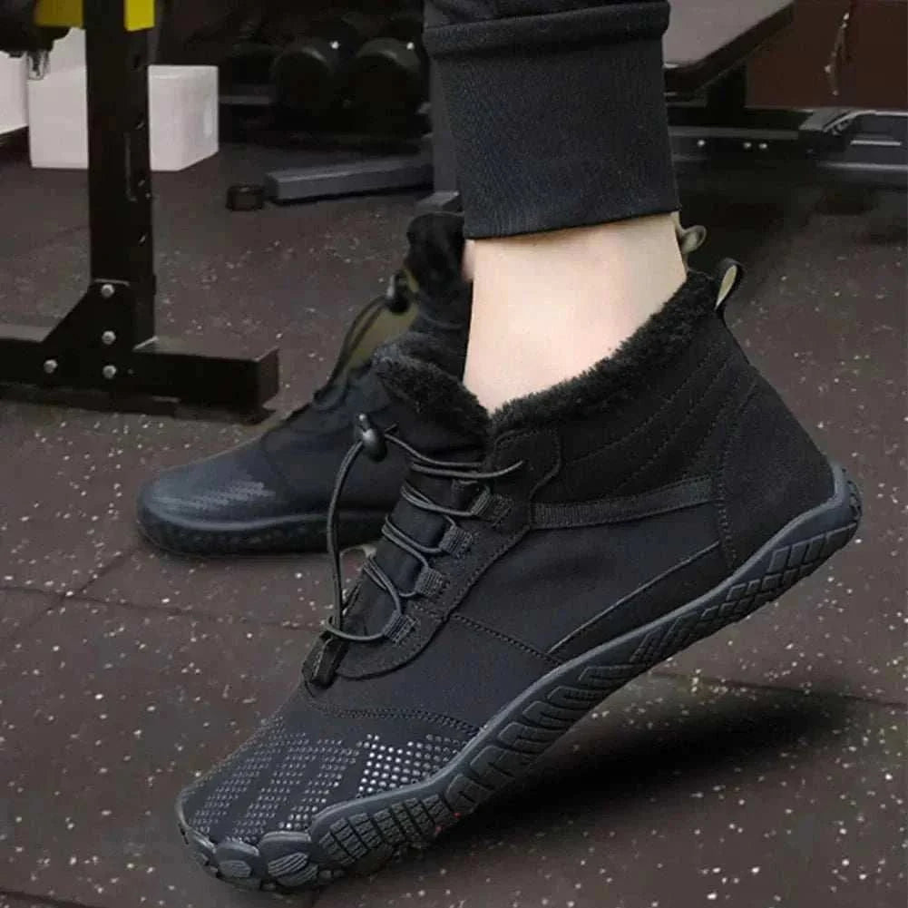 Winter snow boots for men and women with warm lining, anti-slip sole, and lace-up design for outdoor work and trekking