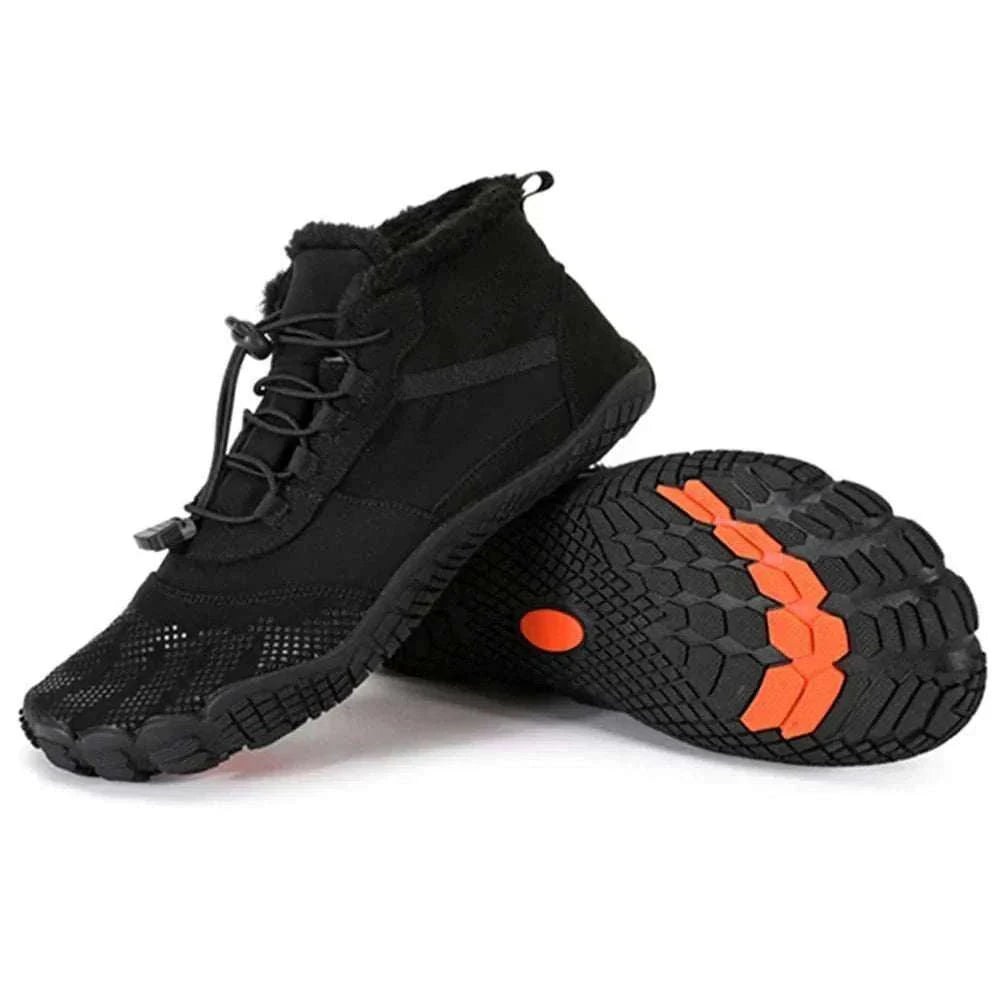 Winter snow boots for men and women with warm lining, anti-slip sole, and lace-up design for outdoor work and trekking